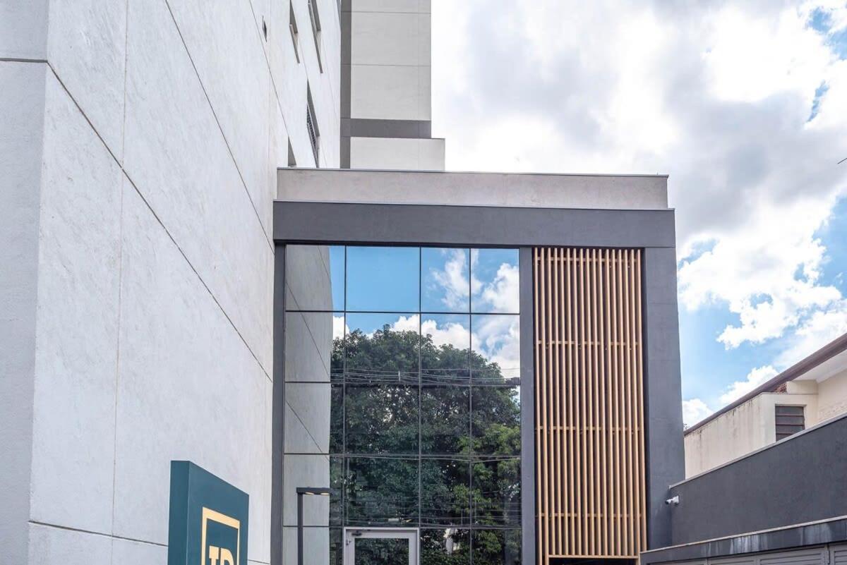 Bhomy Mariana - A 10min A Pe Do Metro Loa77 Apartment *